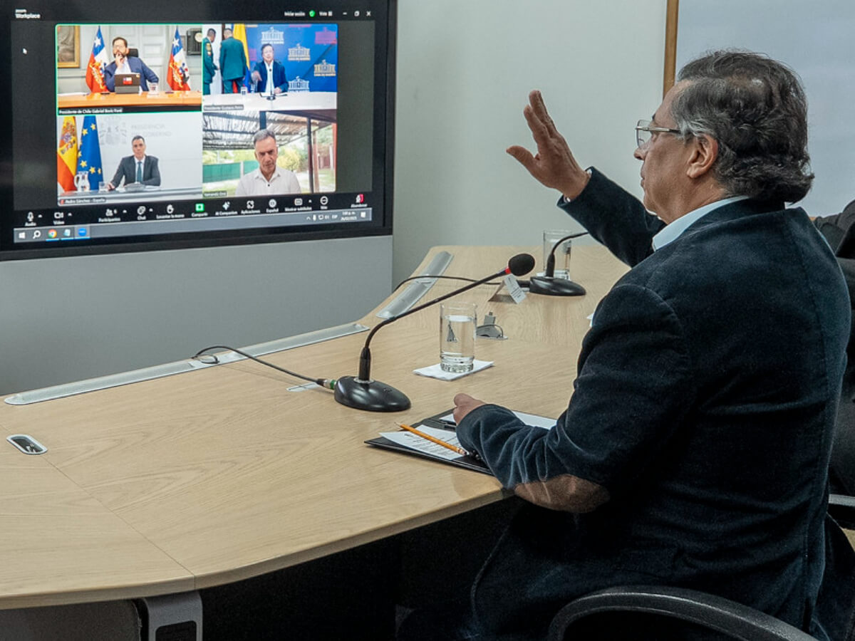 Petro en reunión con presidentes de Chile, Brasil, España y Uruguay (1)